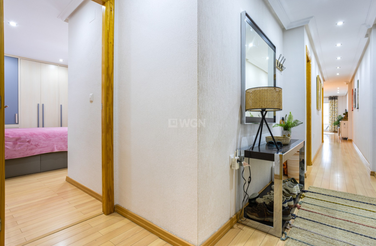 Odsprzedaż - Mieszkanie w bloku - Los Montesinos - Costa Blanca