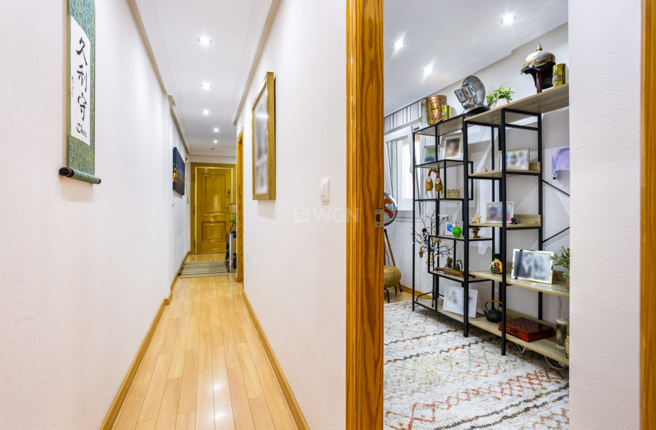 Odsprzedaż - Mieszkanie w bloku - Los Montesinos - Costa Blanca