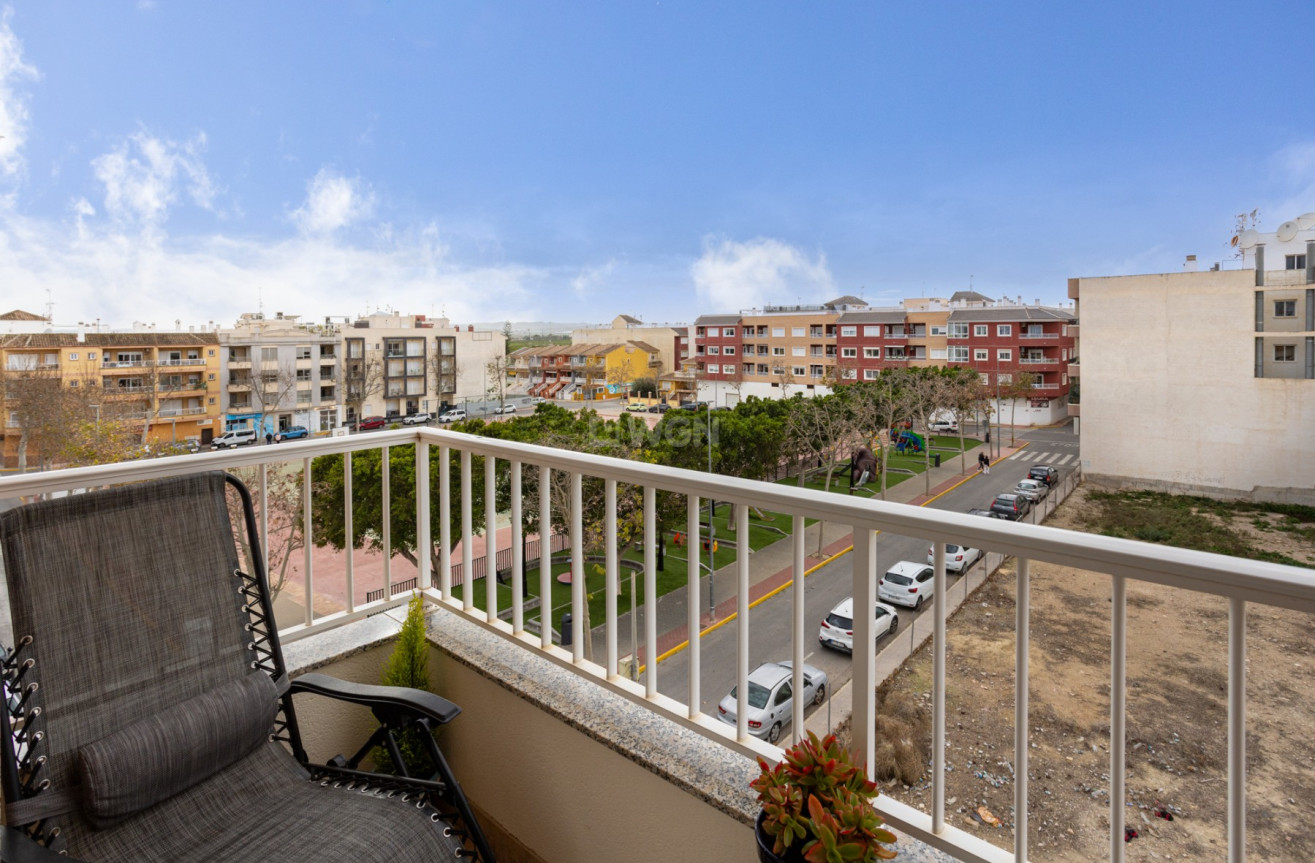 Odsprzedaż - Mieszkanie w bloku - Los Montesinos - Costa Blanca