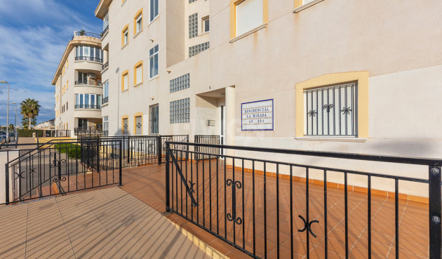 Resale - Apartment / flat - Orihuela Costa - Playa Flamenca