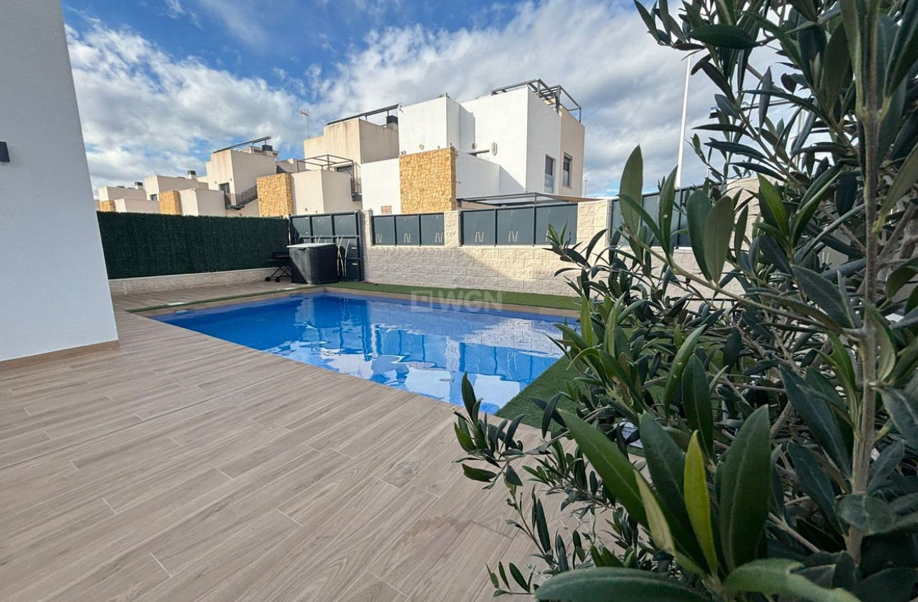 Odsprzedaż - Villa - Ciudad Quesada - Costa Blanca