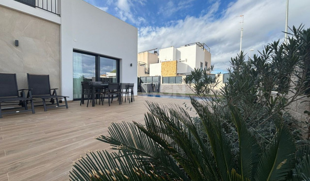 Odsprzedaż - Villa - Ciudad Quesada - Costa Blanca