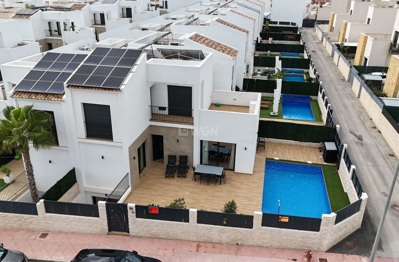 Odsprzedaż - Villa - Ciudad Quesada - Costa Blanca