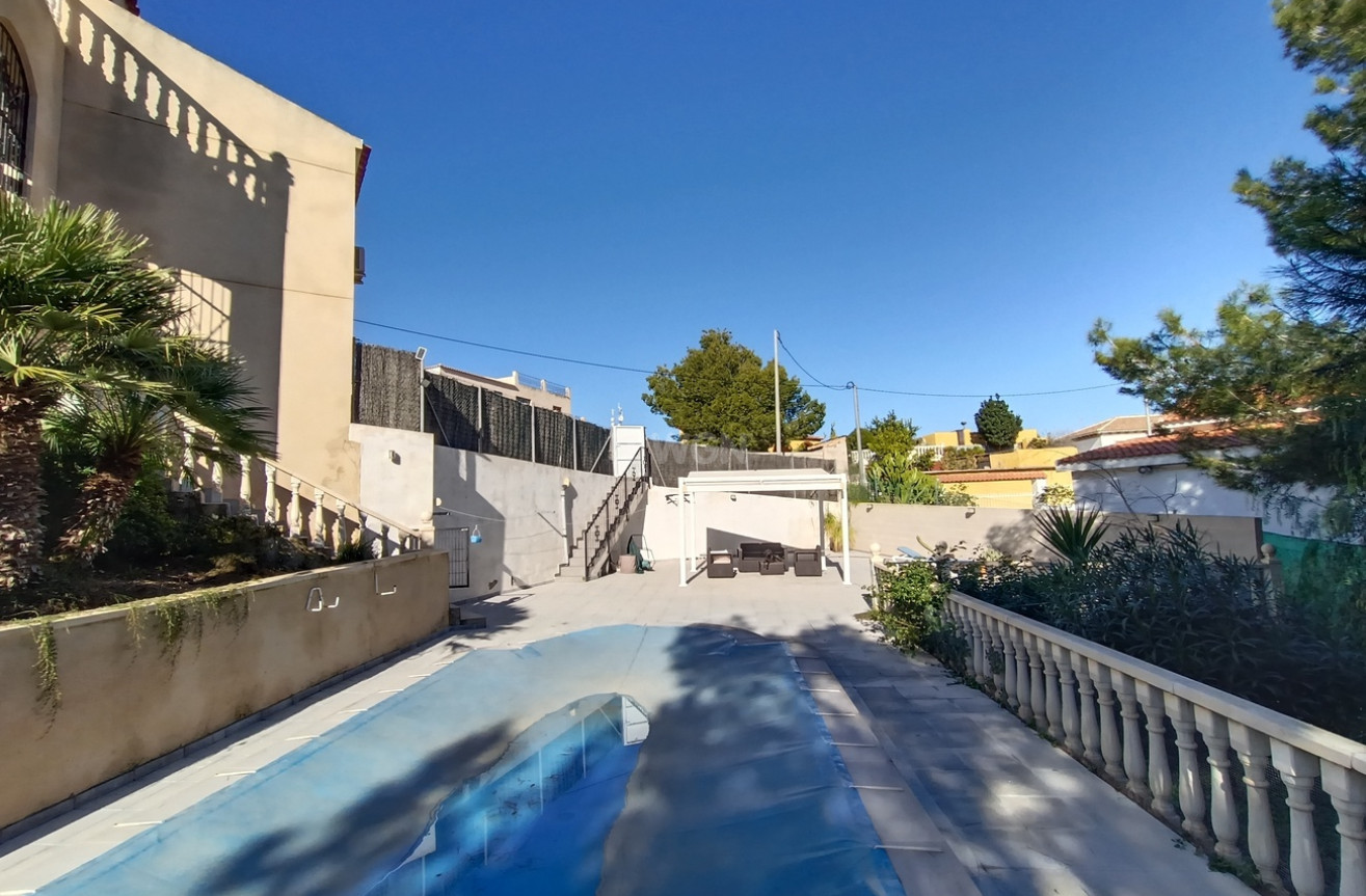 Reventa - Villa - Canadas De San Pedro - Inland