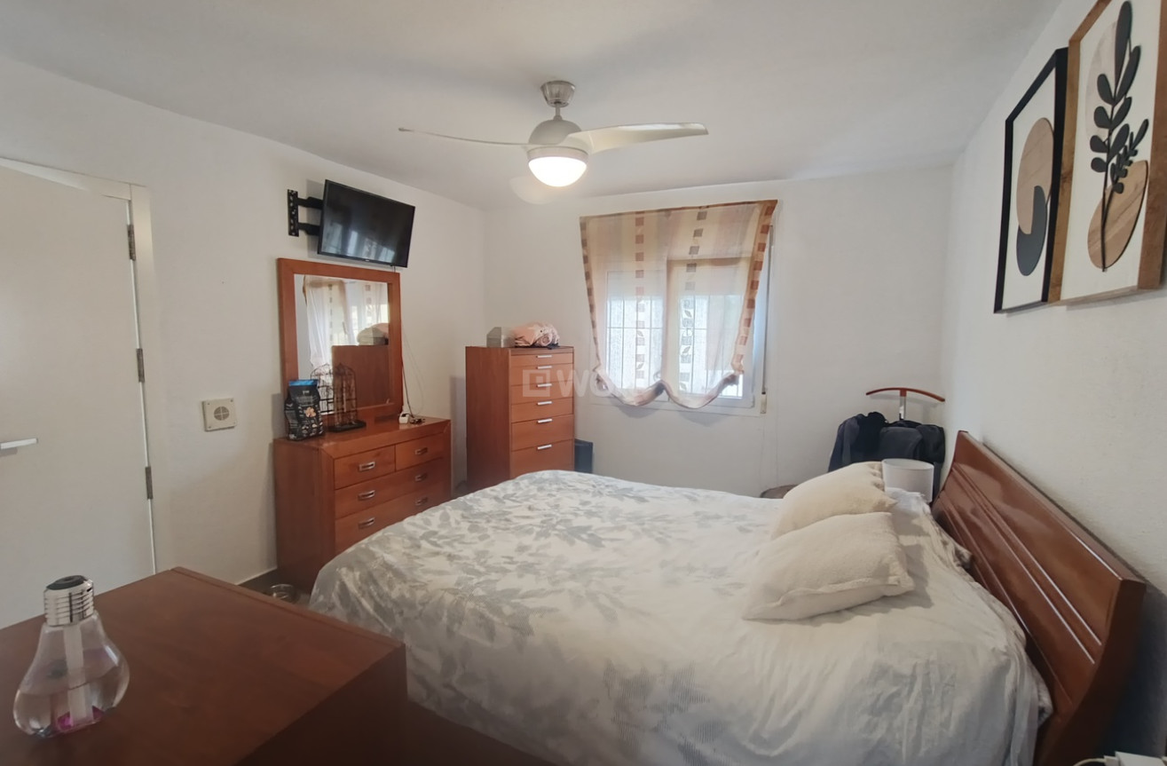 Reventa - Villa - Canadas De San Pedro - Inland