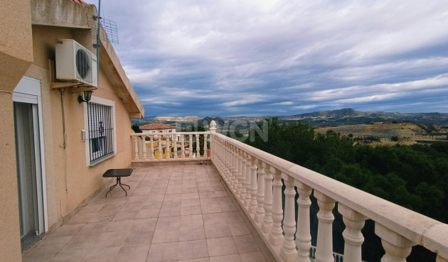 Reventa - Villa - Canadas De San Pedro - Inland