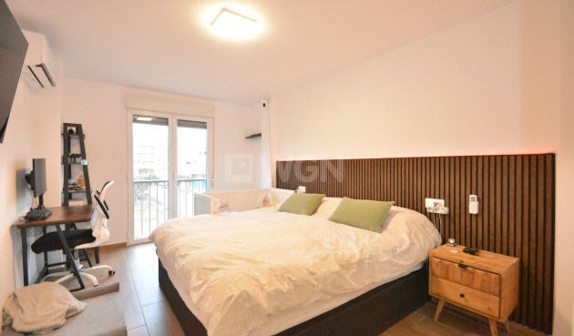 Odsprzedaż - Mieszkanie w bloku - Guardamar del Segura - Costa Blanca