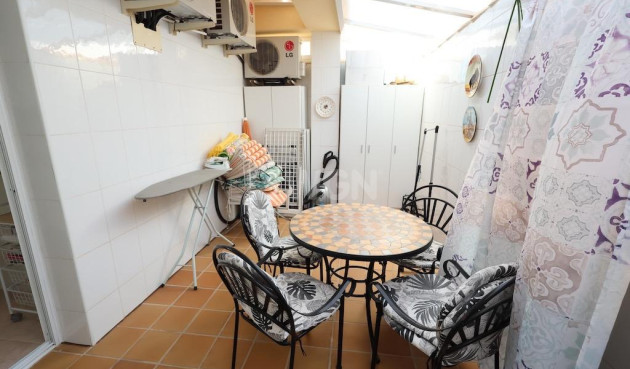 Odsprzedaż - Mieszkanie w bloku - Orihuela Costa - Costa Blanca