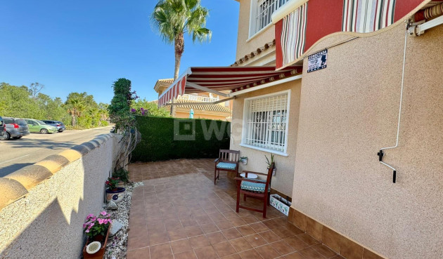 Resale - Villa - Torrevieja - Costa Blanca