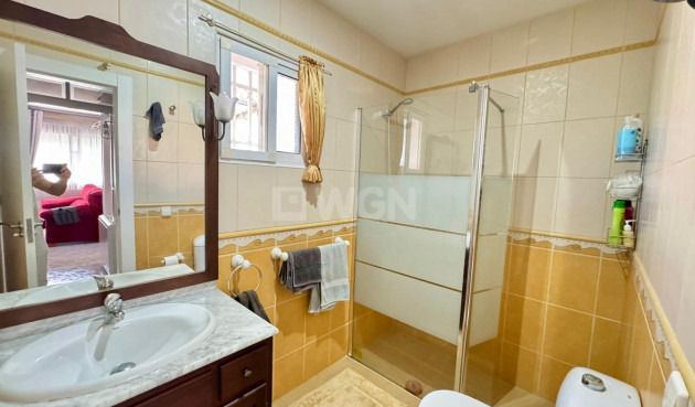 Resale - Villa - Torrevieja - Costa Blanca