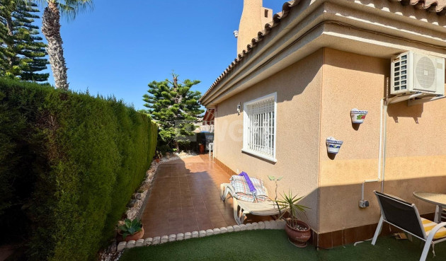 Resale - Villa - Torrevieja - Costa Blanca