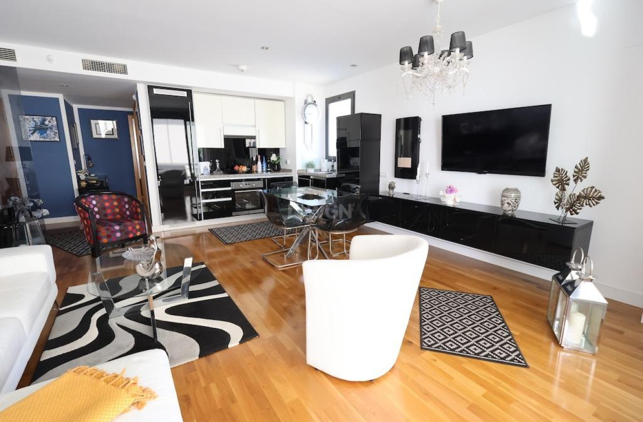 Odsprzedaż - Mieszkanie w bloku - Orihuela Costa - Costa Blanca