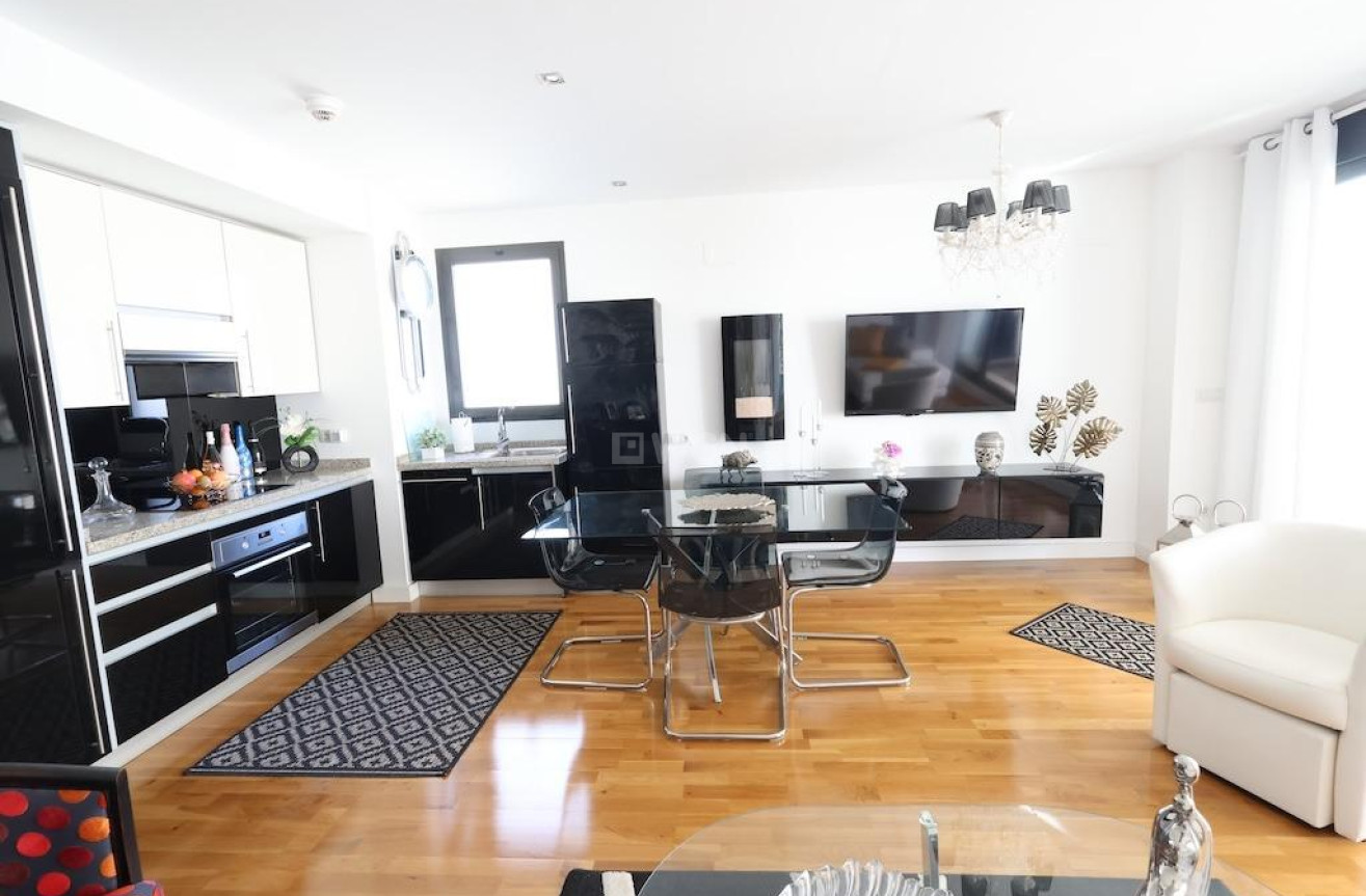 Odsprzedaż - Mieszkanie w bloku - Orihuela Costa - Costa Blanca