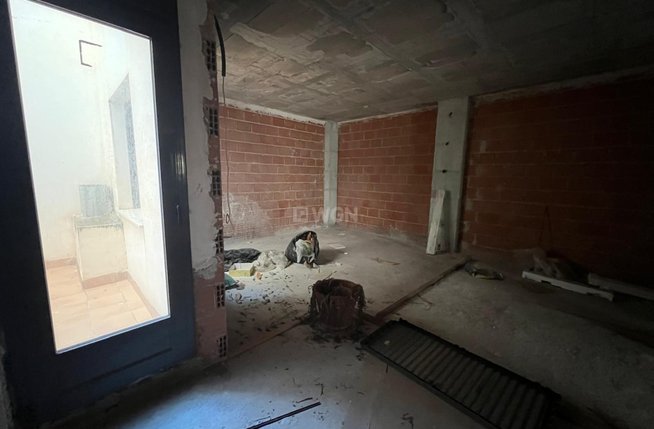 Resale - Apartment / flat - Torrevieja - Centro