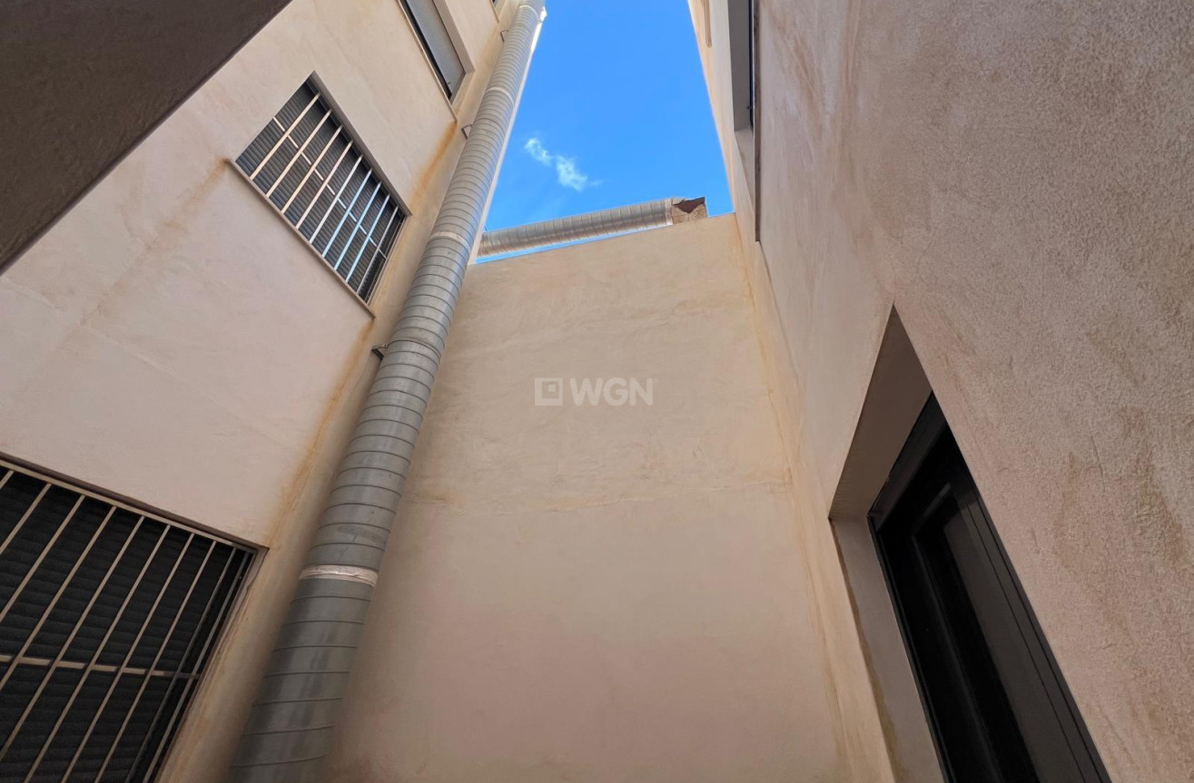 Resale - Apartment / flat - Torrevieja - Centro