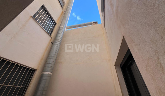 Resale - Apartment / flat - Torrevieja - Centro