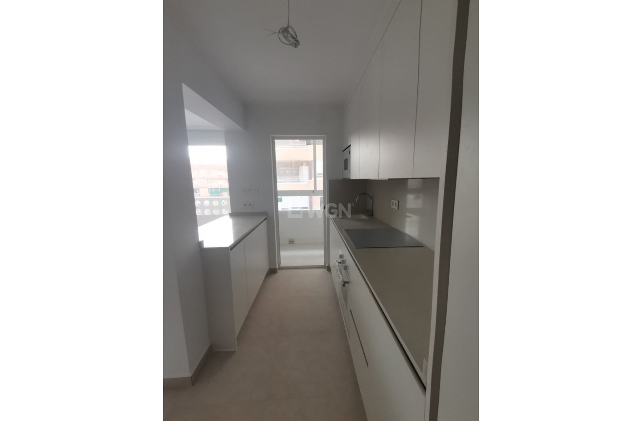 Resale - Apartment / flat - Torrevieja - Costa Blanca