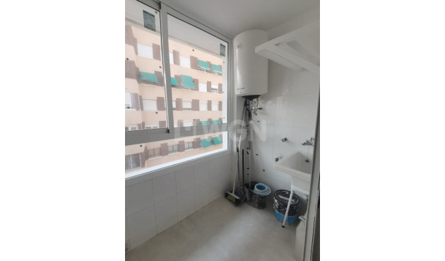 Resale - Apartment / flat - Torrevieja - Costa Blanca