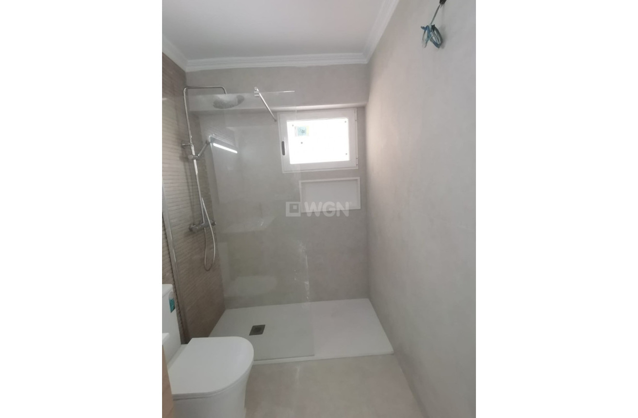 Resale - Apartment / flat - Torrevieja - Costa Blanca