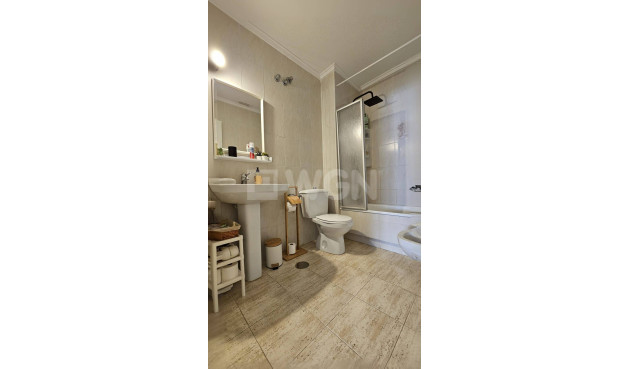 Odsprzedaż - Daszek - Torrevieja - Acequion