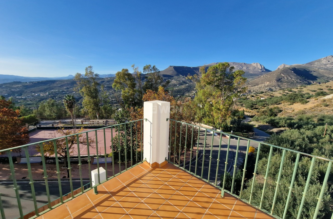 Odsprzedaż - Kamienica - Alcaucín - Inland