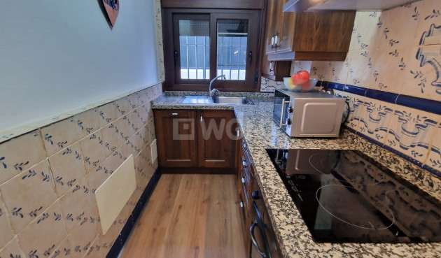 Odsprzedaż - Kamienica - Alcaucín - Inland