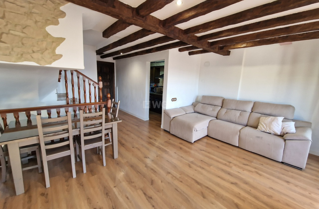 Odsprzedaż - Kamienica - Alcaucín - Inland