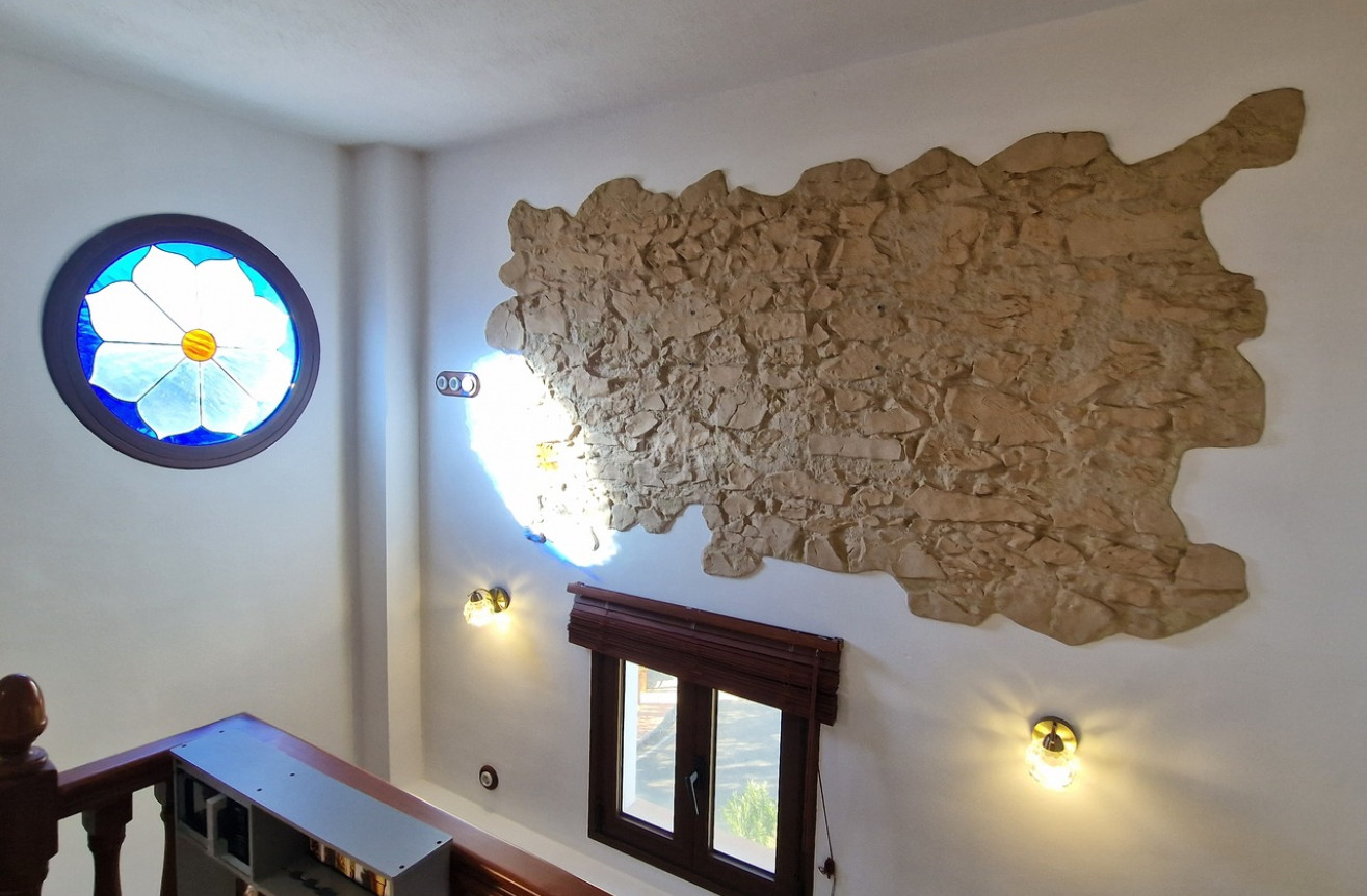 Odsprzedaż - Kamienica - Alcaucín - Inland