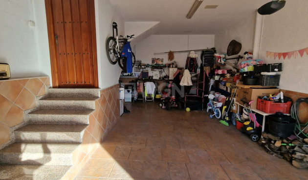 Odsprzedaż - Kamienica - Alcaucín - Inland