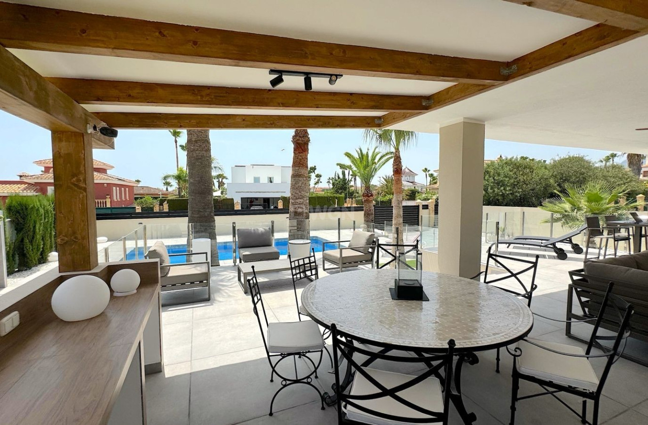 Reventa - Villa - Alfas del Pí - Costa Blanca