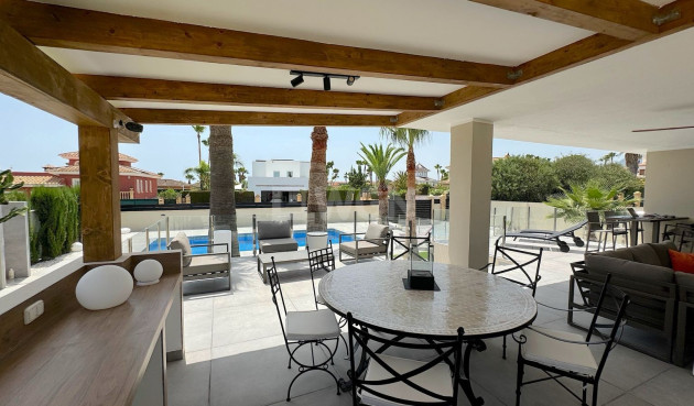 Reventa - Villa - Alfas del Pí - Costa Blanca