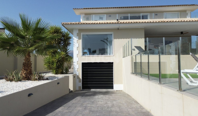 Reventa - Villa - Alfas del Pí - Costa Blanca