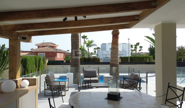 Reventa - Villa - Alfas del Pí - Costa Blanca