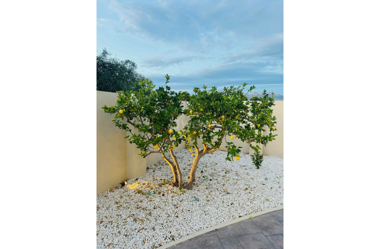 Reventa - Villa - Alfas del Pí - Costa Blanca