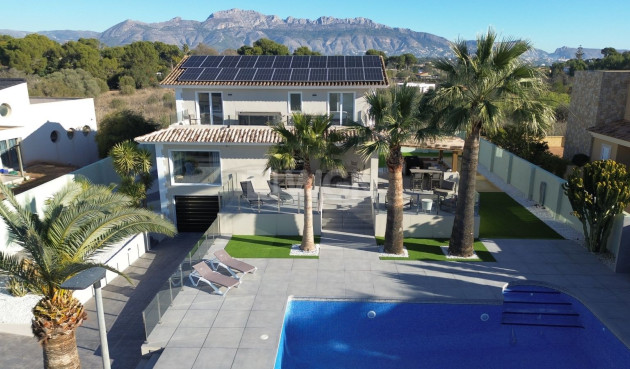 Reventa - Villa - Alfas del Pí - Costa Blanca