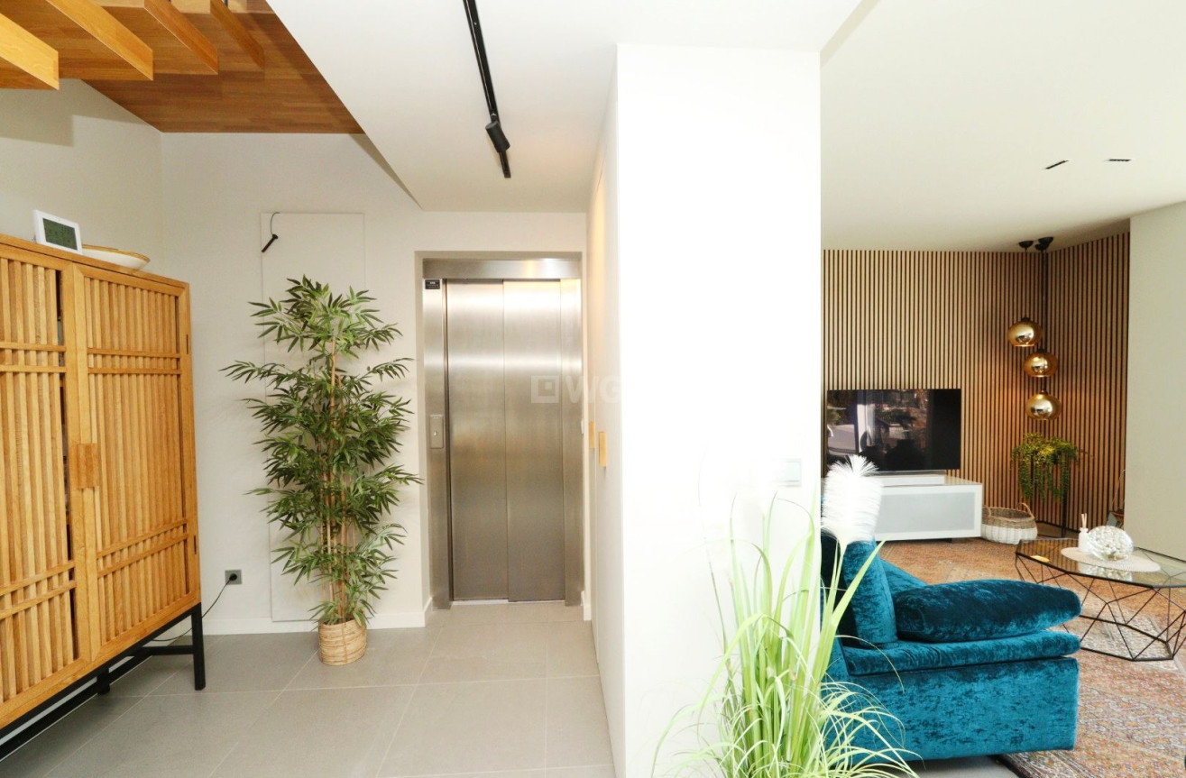 Odsprzedaż - Villa - Finestrat - Costa Blanca