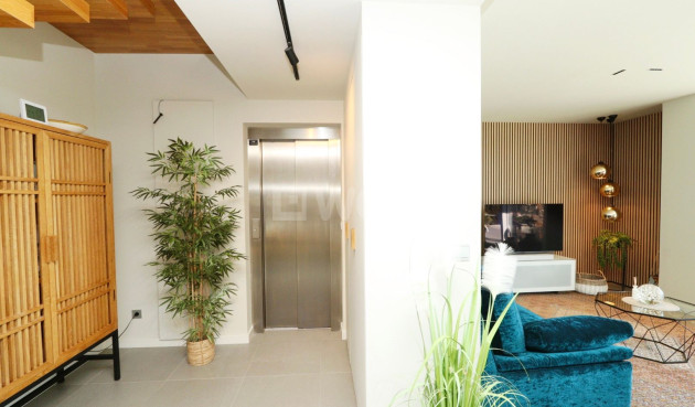 Odsprzedaż - Villa - Finestrat - Costa Blanca