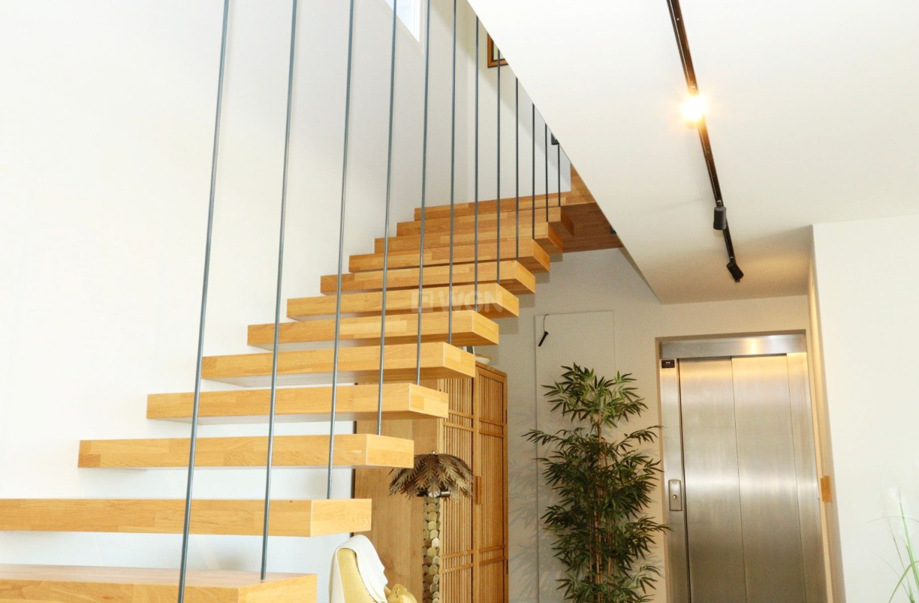 Odsprzedaż - Villa - Finestrat - Costa Blanca