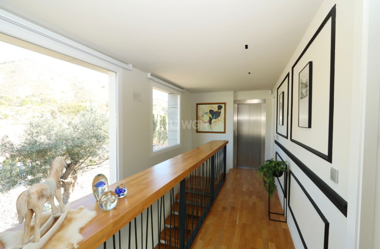 Odsprzedaż - Villa - Finestrat - Costa Blanca