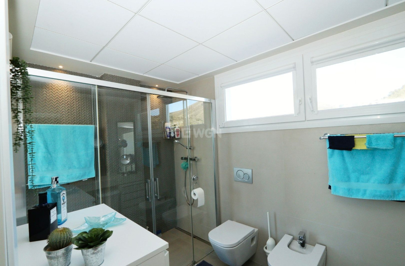 Odsprzedaż - Villa - Finestrat - Costa Blanca