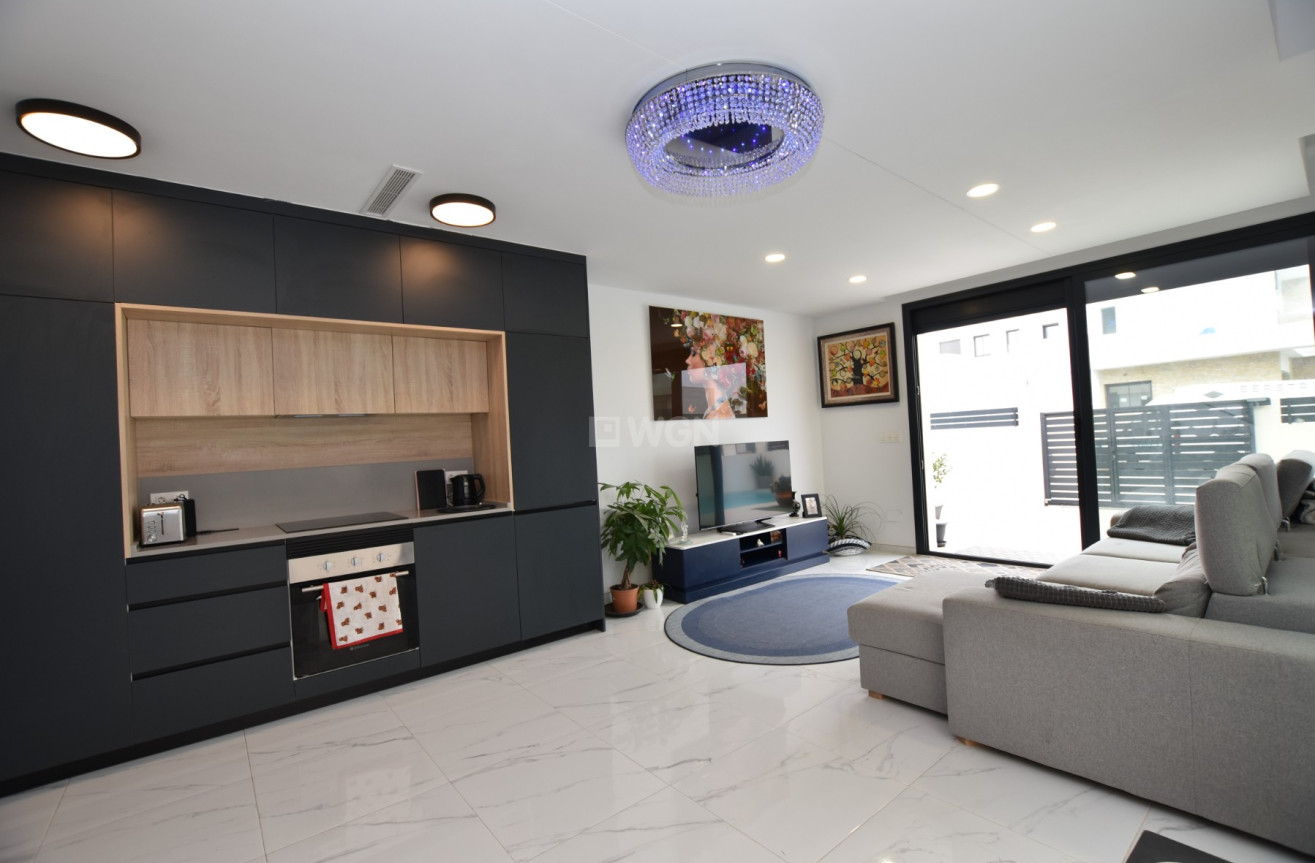 Resale - Villa - Los Montesinos - Costa Blanca