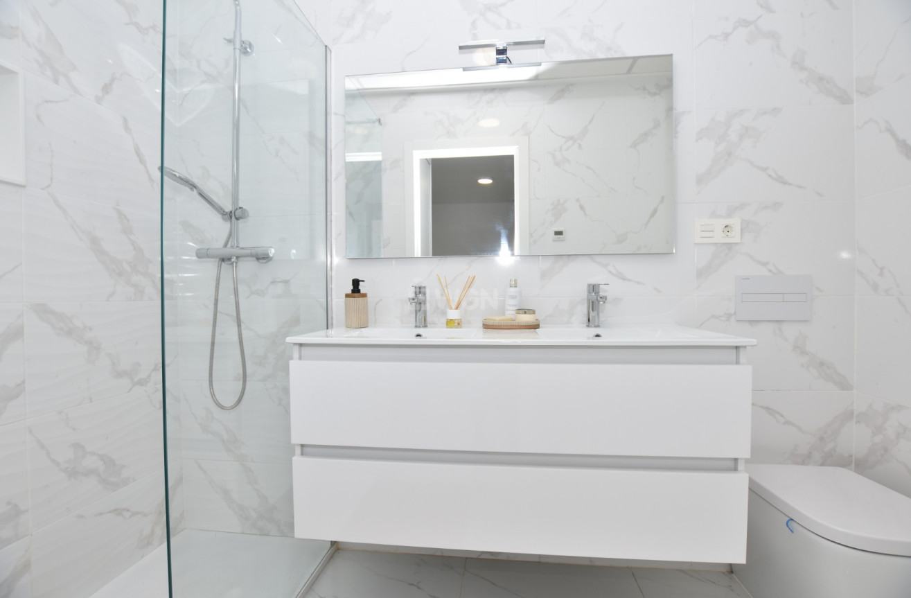 Resale - Villa - Los Montesinos - Costa Blanca