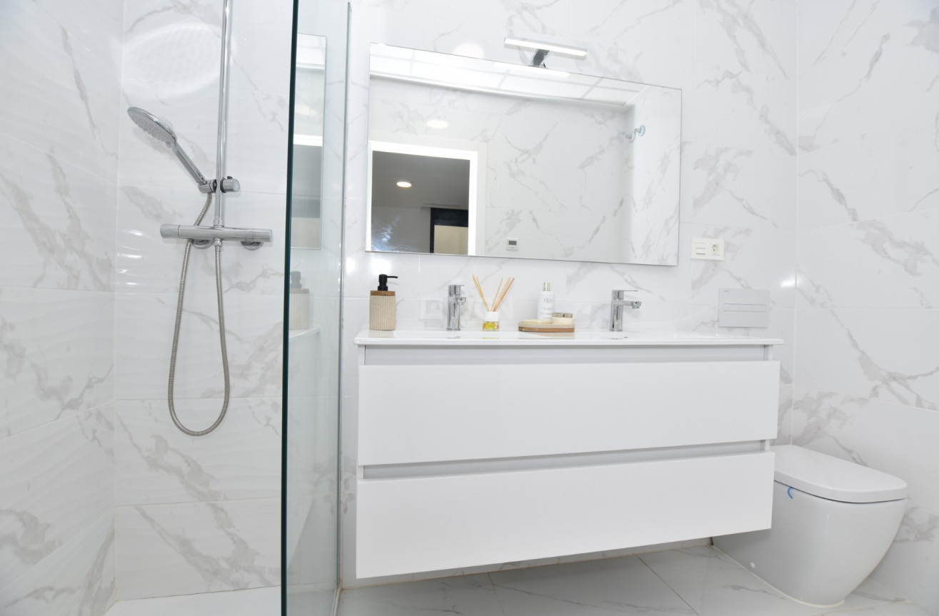 Resale - Villa - Los Montesinos - Costa Blanca