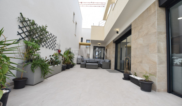 Resale - Villa - Los Montesinos - Costa Blanca