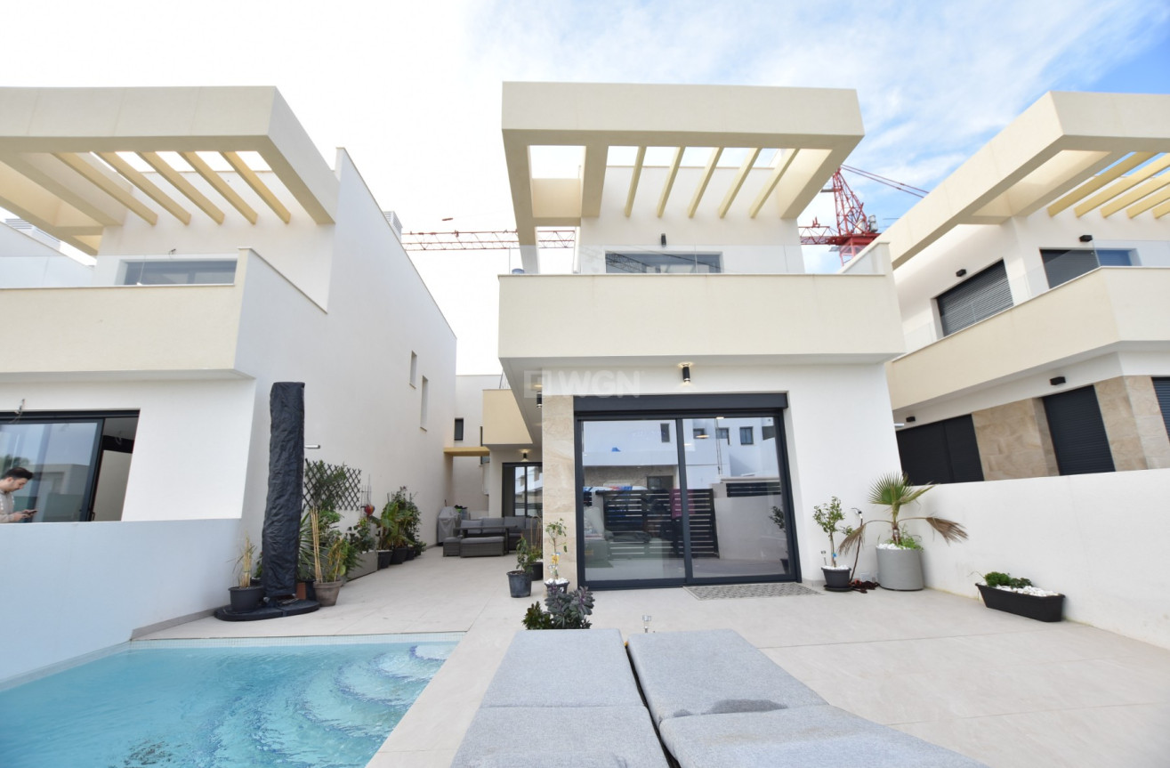 Resale - Villa - Los Montesinos - Costa Blanca
