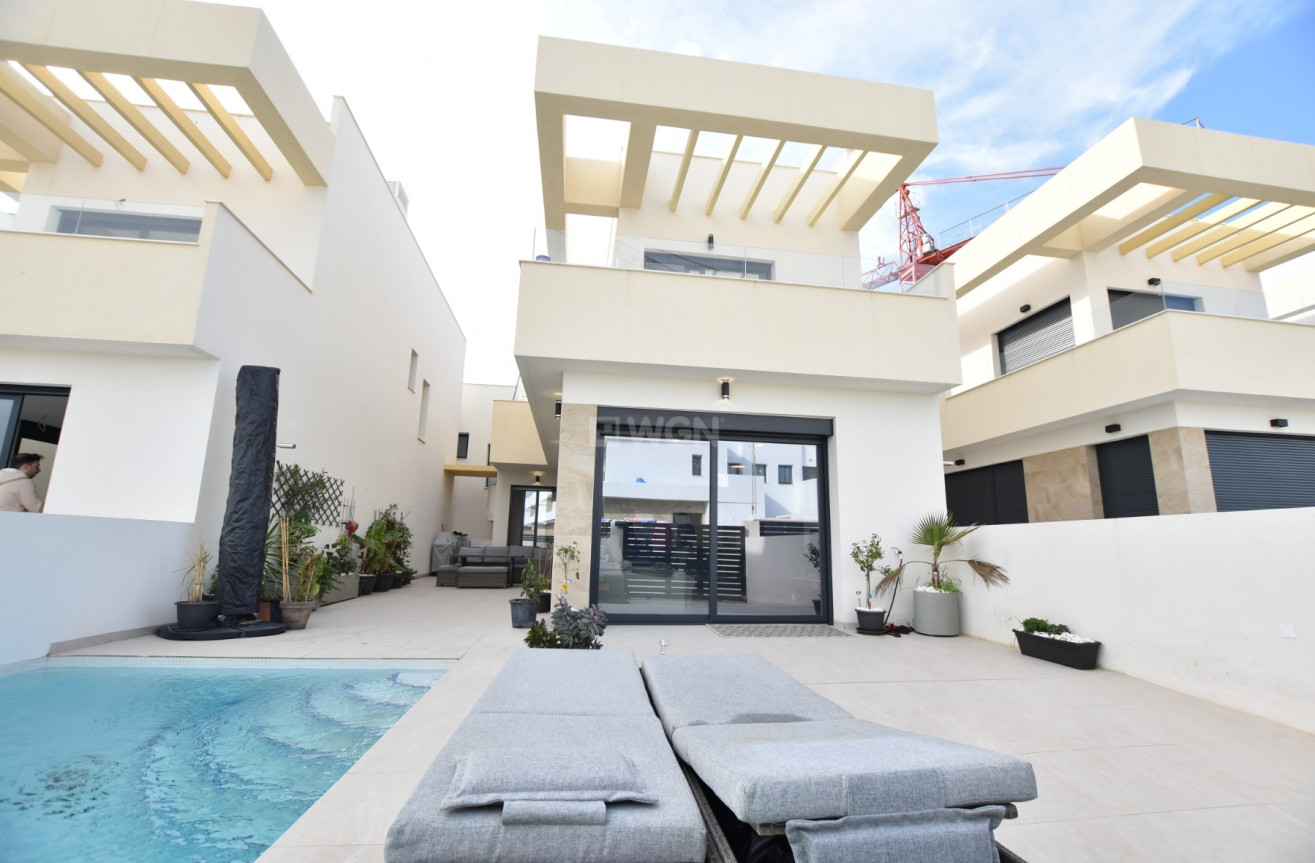 Resale - Villa - Los Montesinos - Costa Blanca