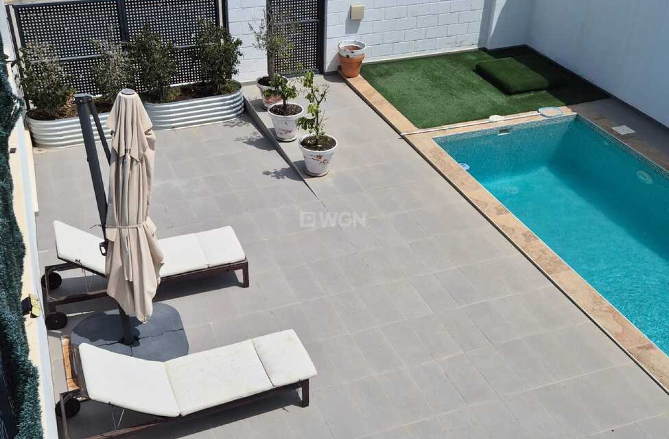 Odsprzedaż - Villa - Bigastro - Costa Blanca