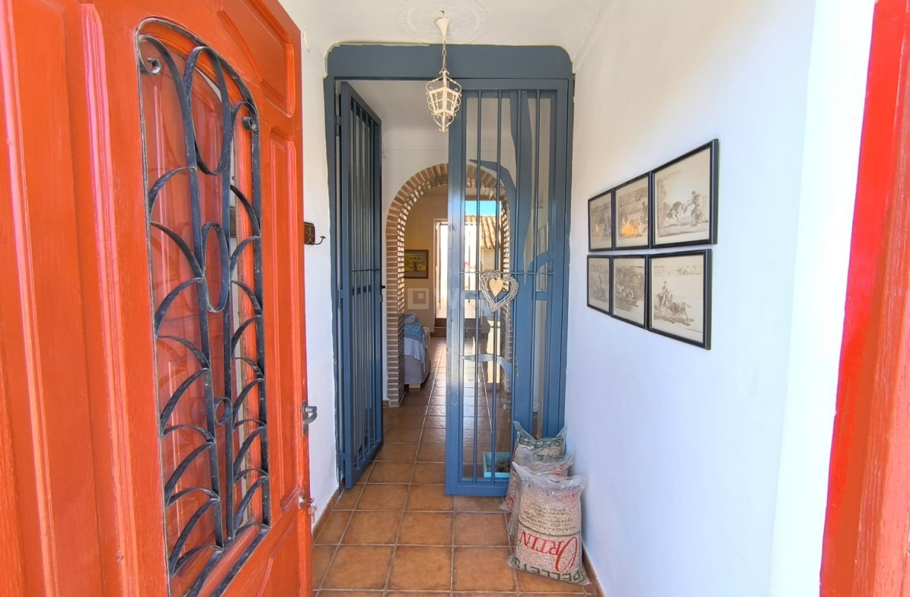 Wiederverkauf - Stadthaus - Raspay - Inland