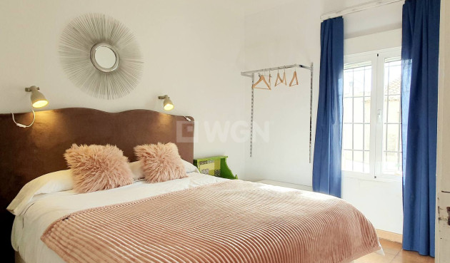 Wiederverkauf - Stadthaus - Raspay - Inland