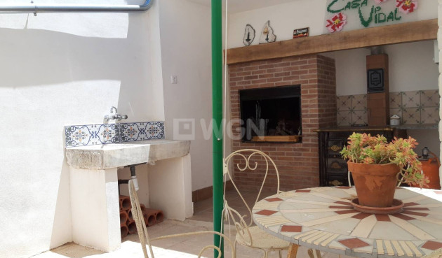 Wiederverkauf - Stadthaus - Raspay - Inland